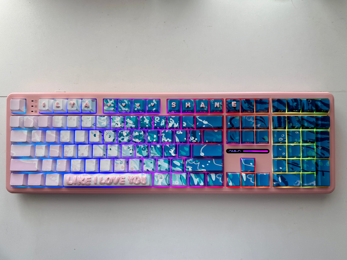 Heated Rivalry-inspired Keyboard: Like I Love You